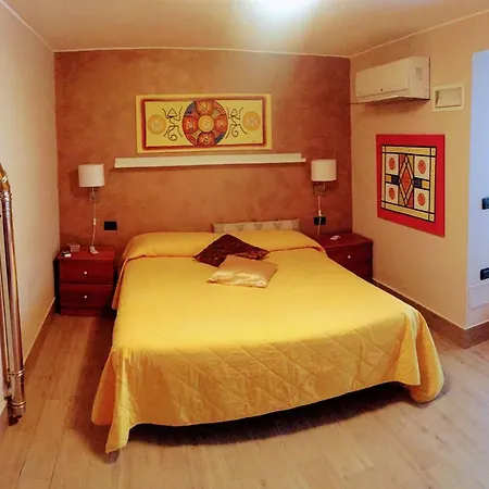 Attico Sul Mare In Centro A Apartment Capo d'Orlando